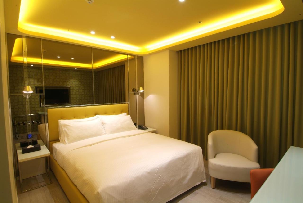 The Cloud Hotel Taichung Buitenkant foto