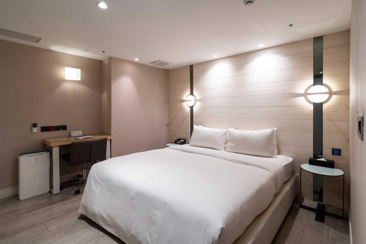 The Cloud Hotel Taichung Buitenkant foto